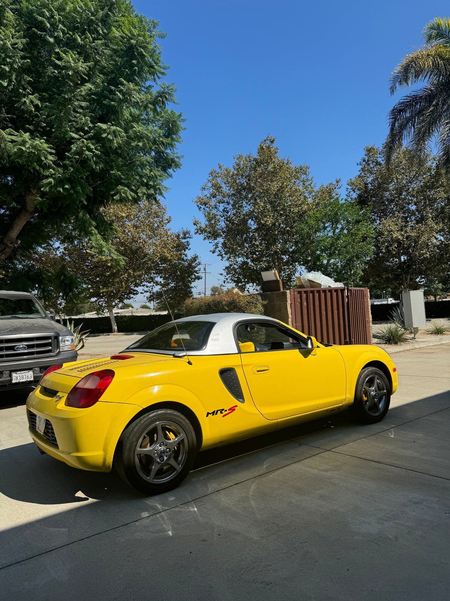 Silver Hardtop for MR2 Spyder MR-S ZZW30